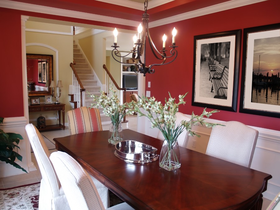 red dining room