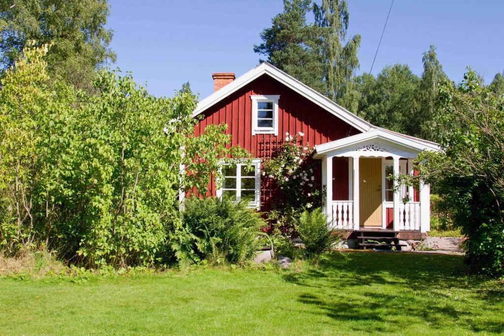 What Temperature Should It Be to Paint the Outside of a House? Paintzen What Temperature Should It Be to Paint the Outside of a House? Paintzen